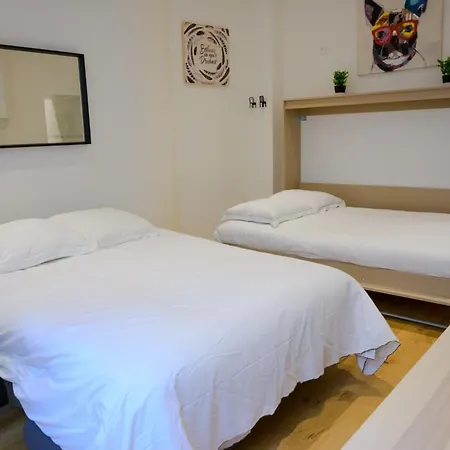 Modern Studio Near The Place De La Republique Paris